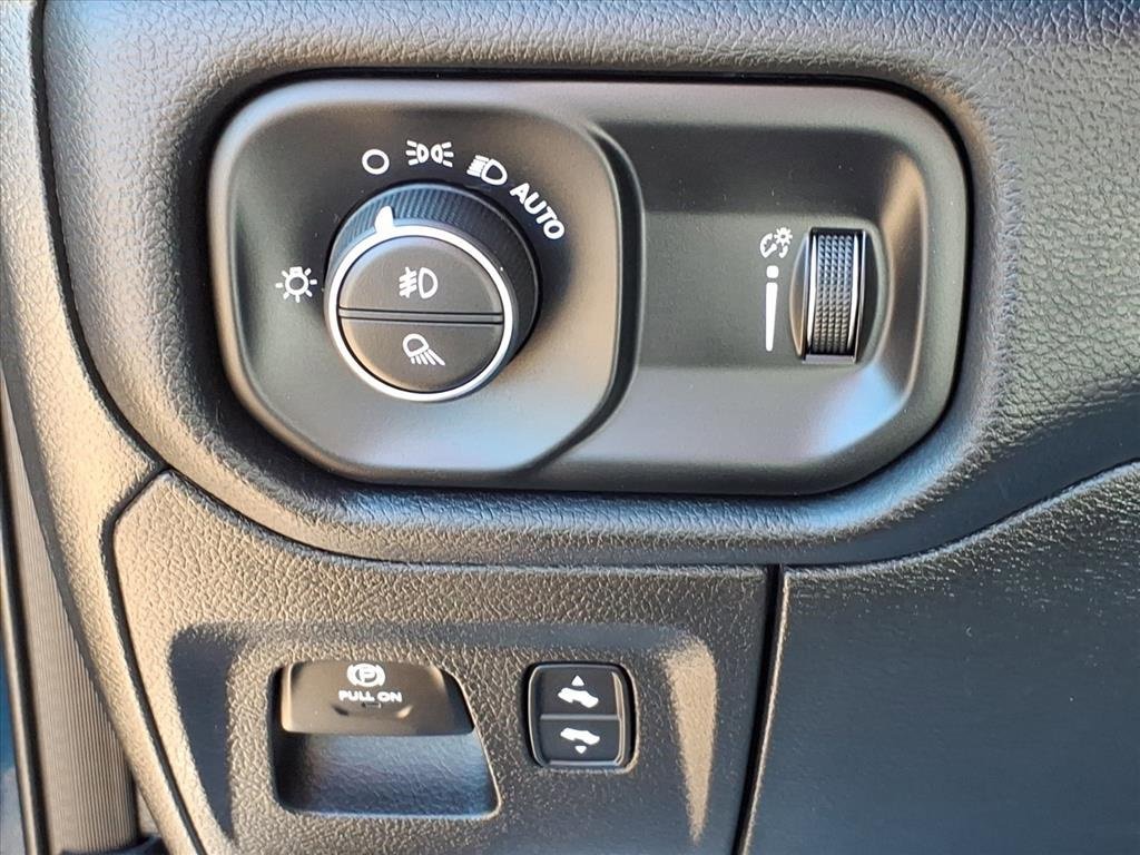 Used 2022 RAM 1500 Big Horn image 16