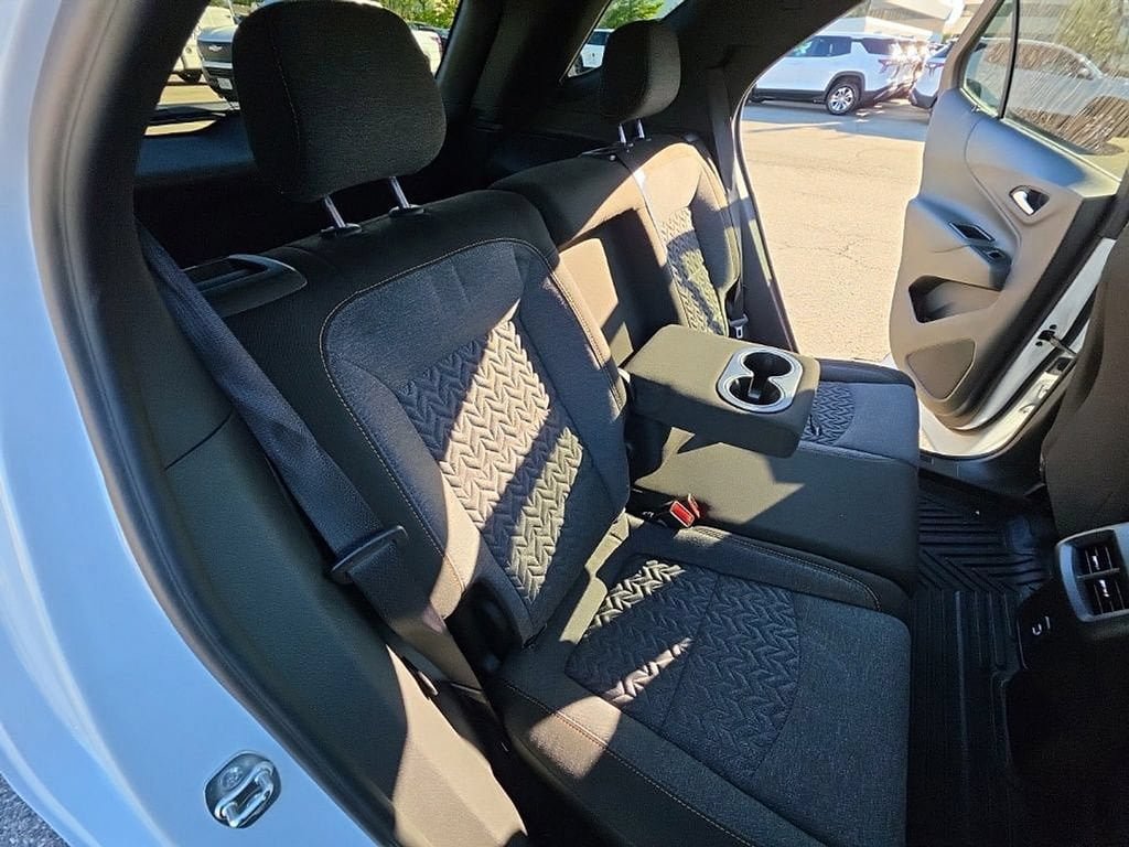 Used 2024 Chevrolet Equinox LT AWD/4WD image 27