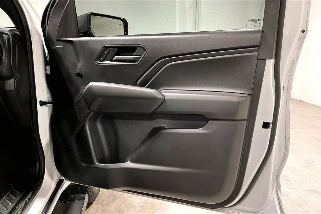Used 2025 Chevrolet Colorado W/T image 22