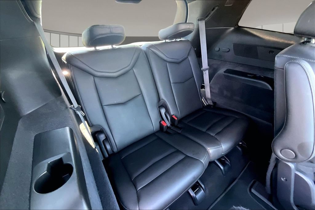 Certified 2025 Cadillac XT6 Premium Luxury AWD/4WD image 30