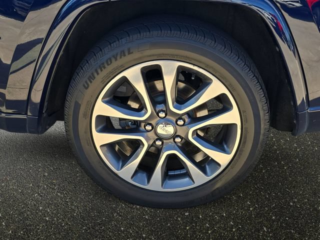 Used 2018 Jeep Grand Cherokee Overland AWD/4WD image 37