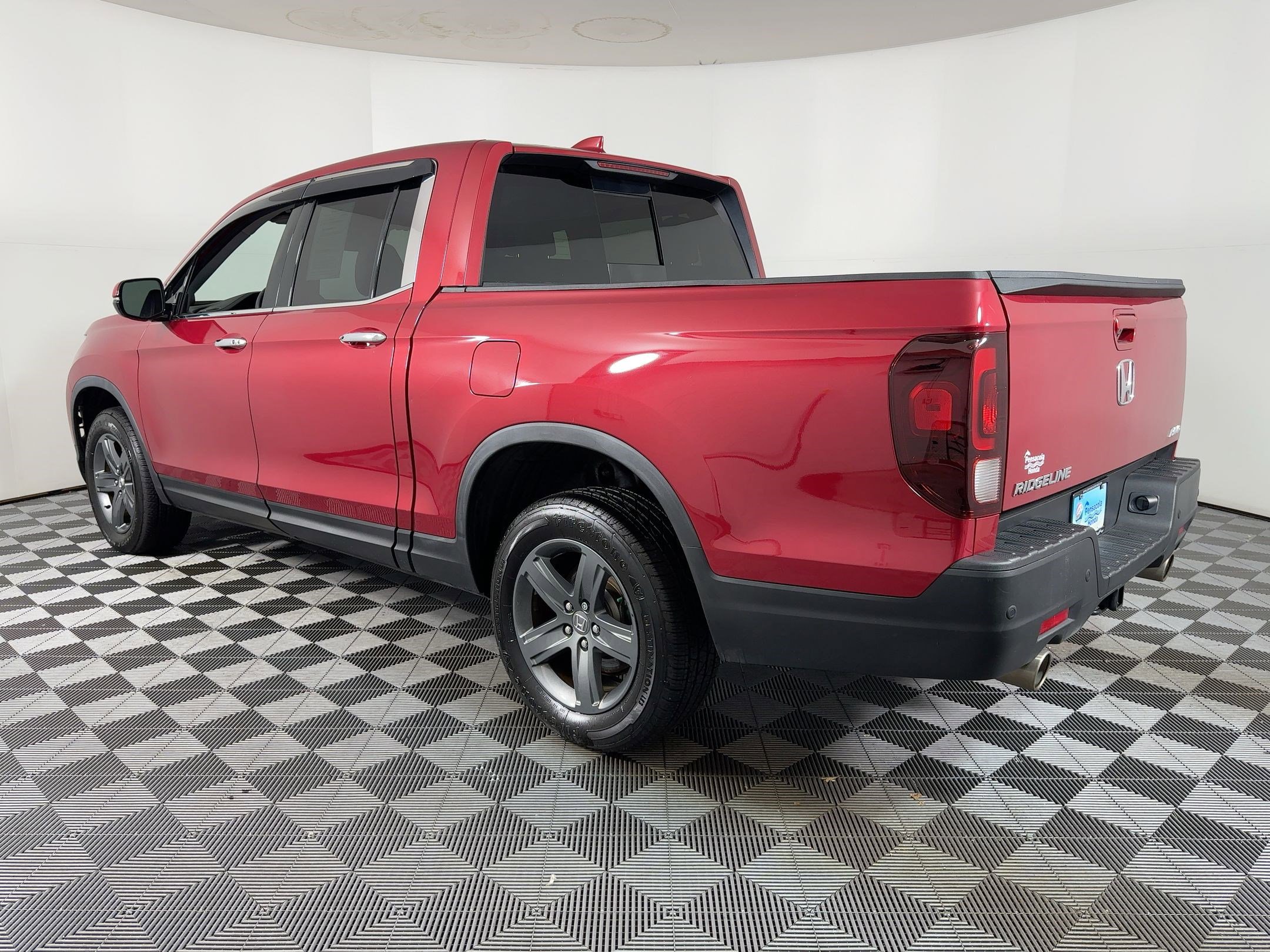Used 2023 Honda Ridgeline RTL-E image 2