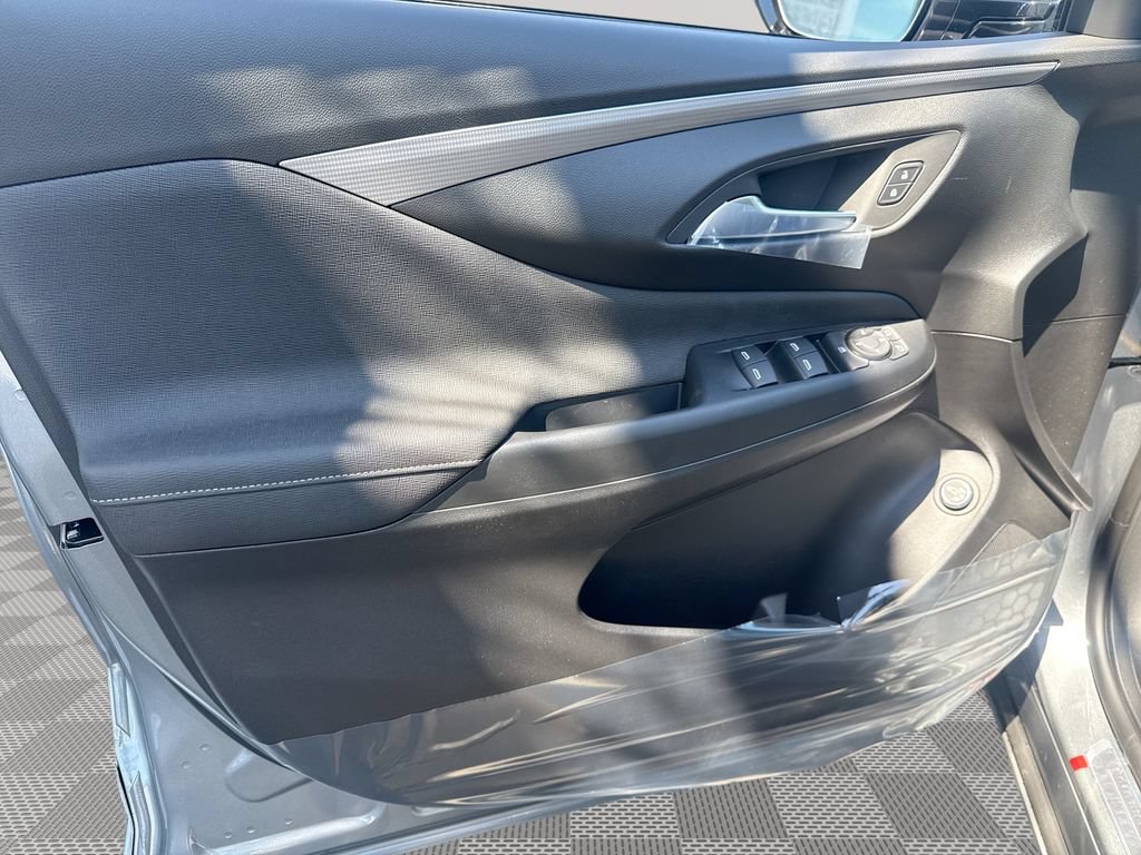 New 2026 Buick Envista Sport Touring FWD image 22