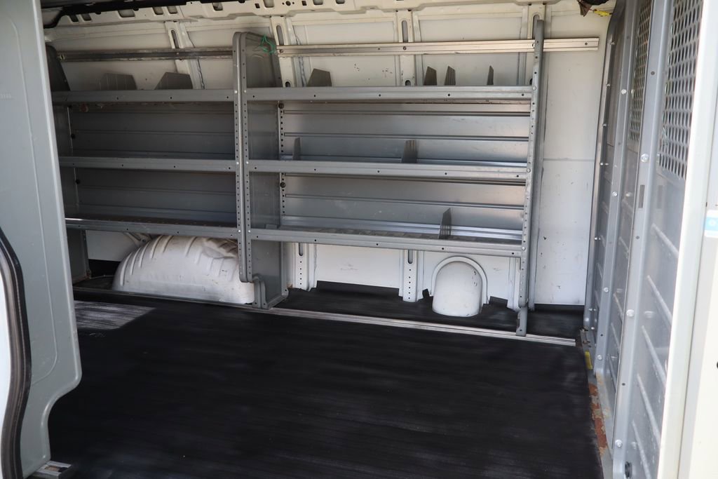 Certified 2019 GMC Savana 2500 w/ Driver Convenience Package image 24