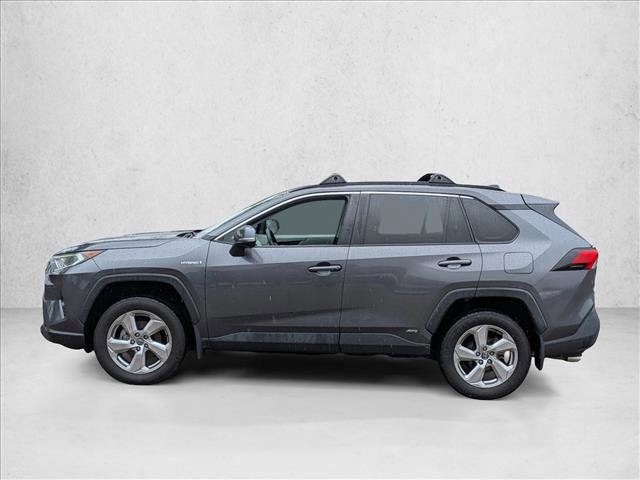 Used 2021 Toyota RAV4 XLE Premium AWD/4WD image 8