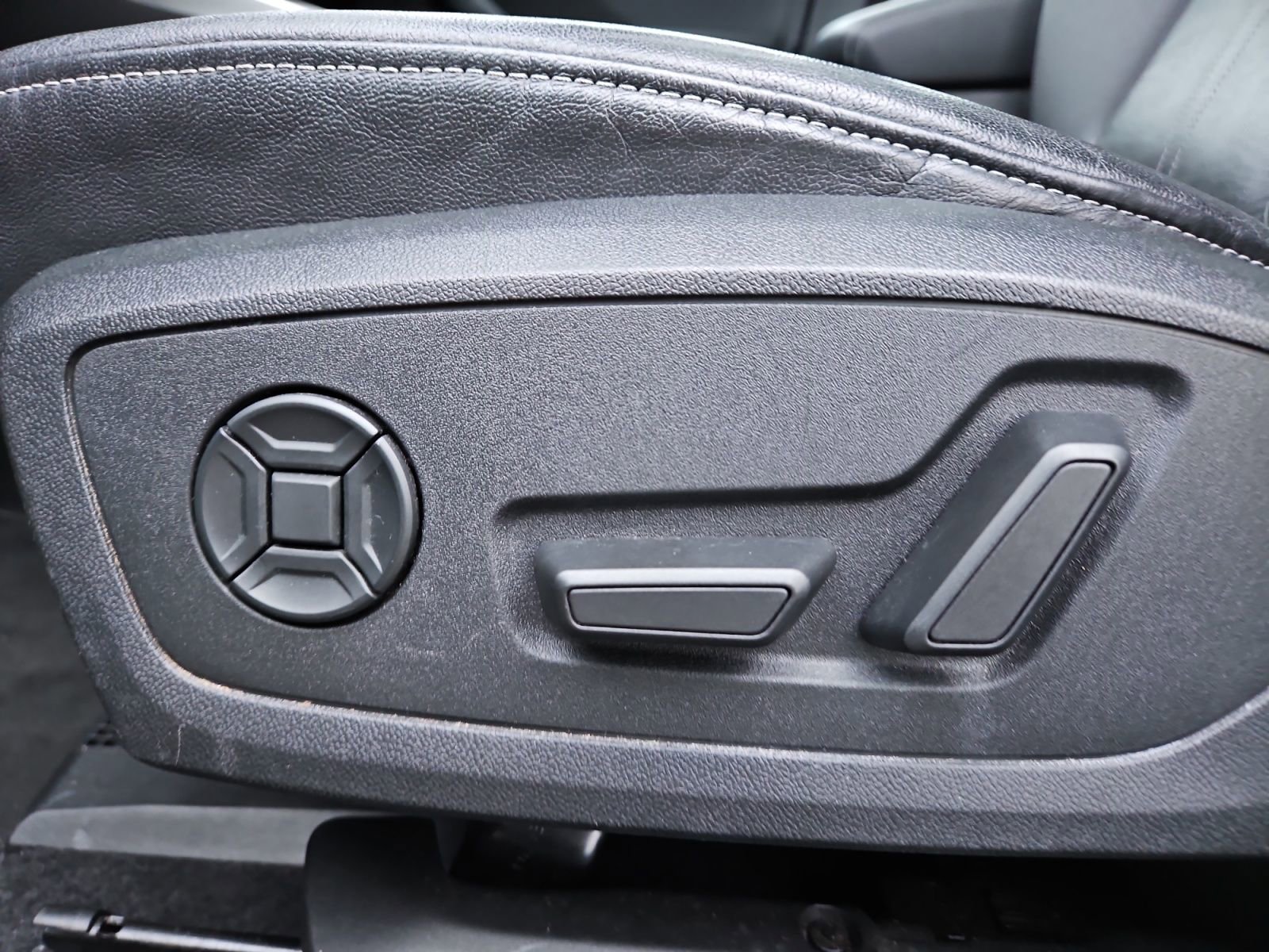 Used 2023 Audi A3 2.0T Premium image 21