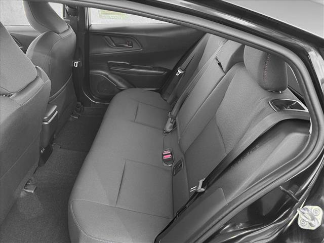 Used 2026 Toyota Prius Plug-In Hybrid FWD image 17