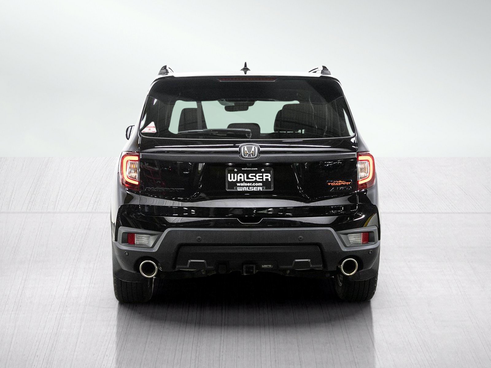Used 2023 Honda Passport TrailSport image 4
