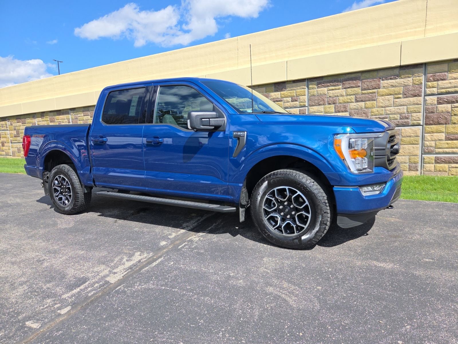 Used 2023 Ford F150 XLT w/ Equipment Group 302A High image 3