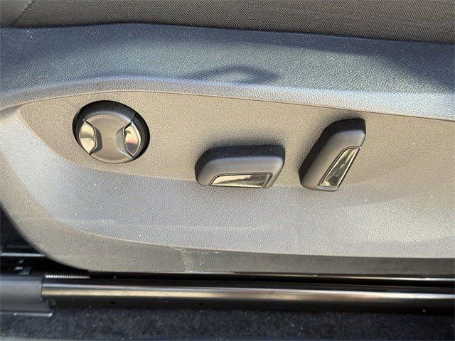 Used 2024 Volkswagen Tiguan Wolfsburg Edition FWD image 26