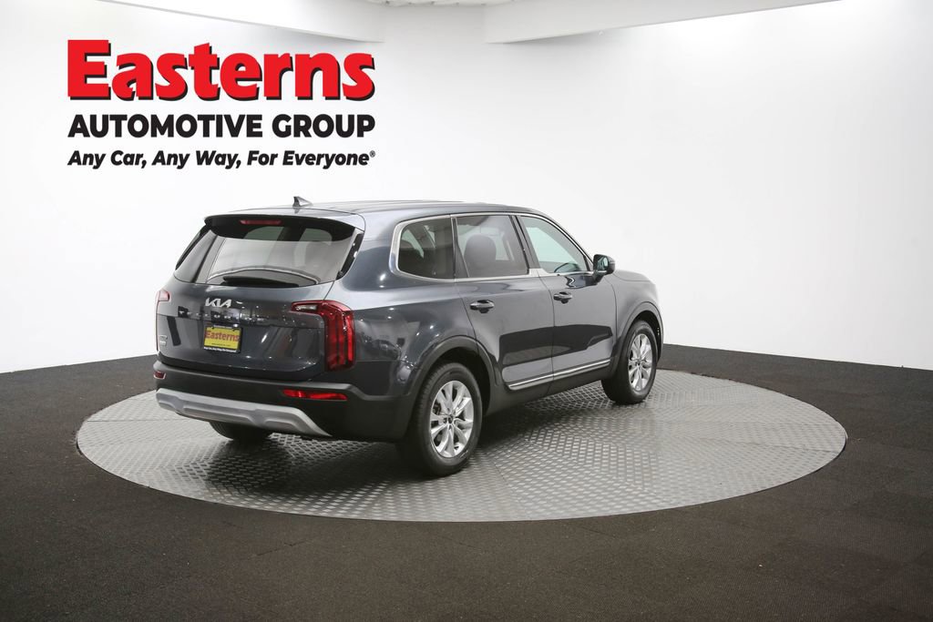Used 2022 Kia Telluride LX image 41