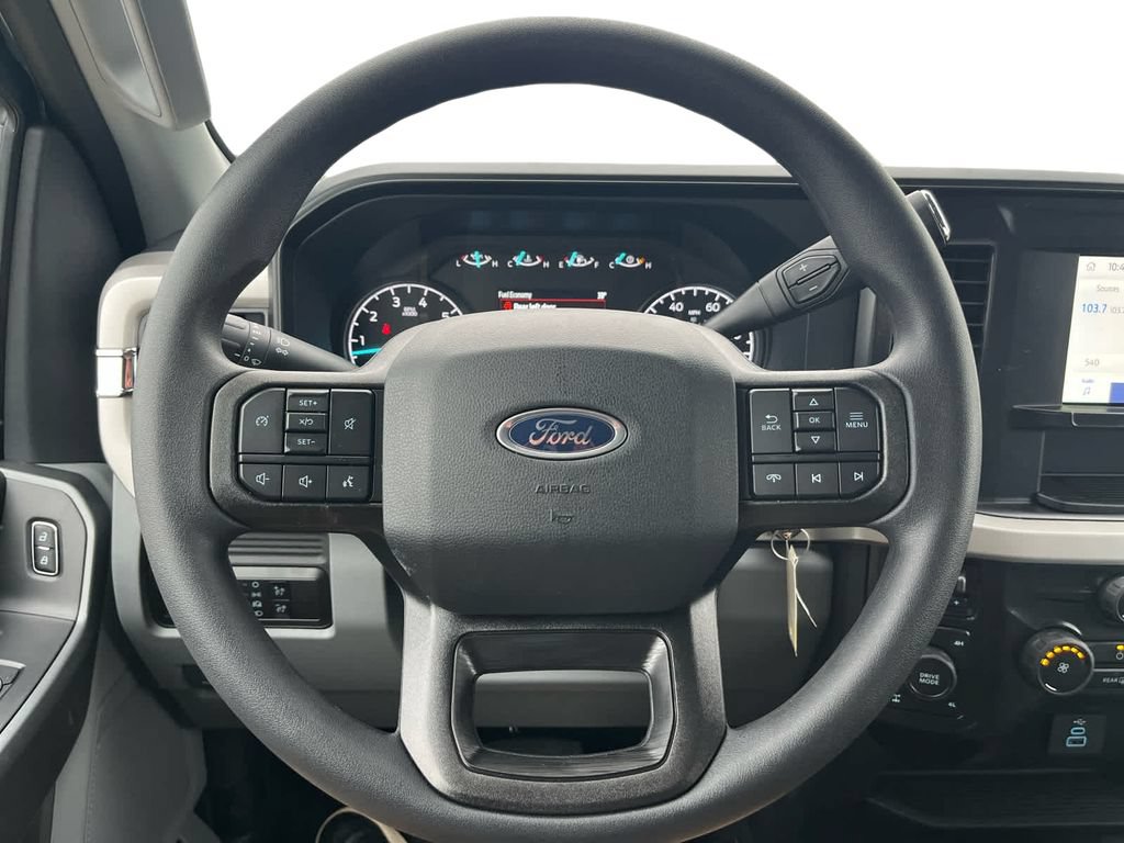 New 2026 Ford F350 XLT w/ 360-Degree Camera Package AWD/4WD image 14