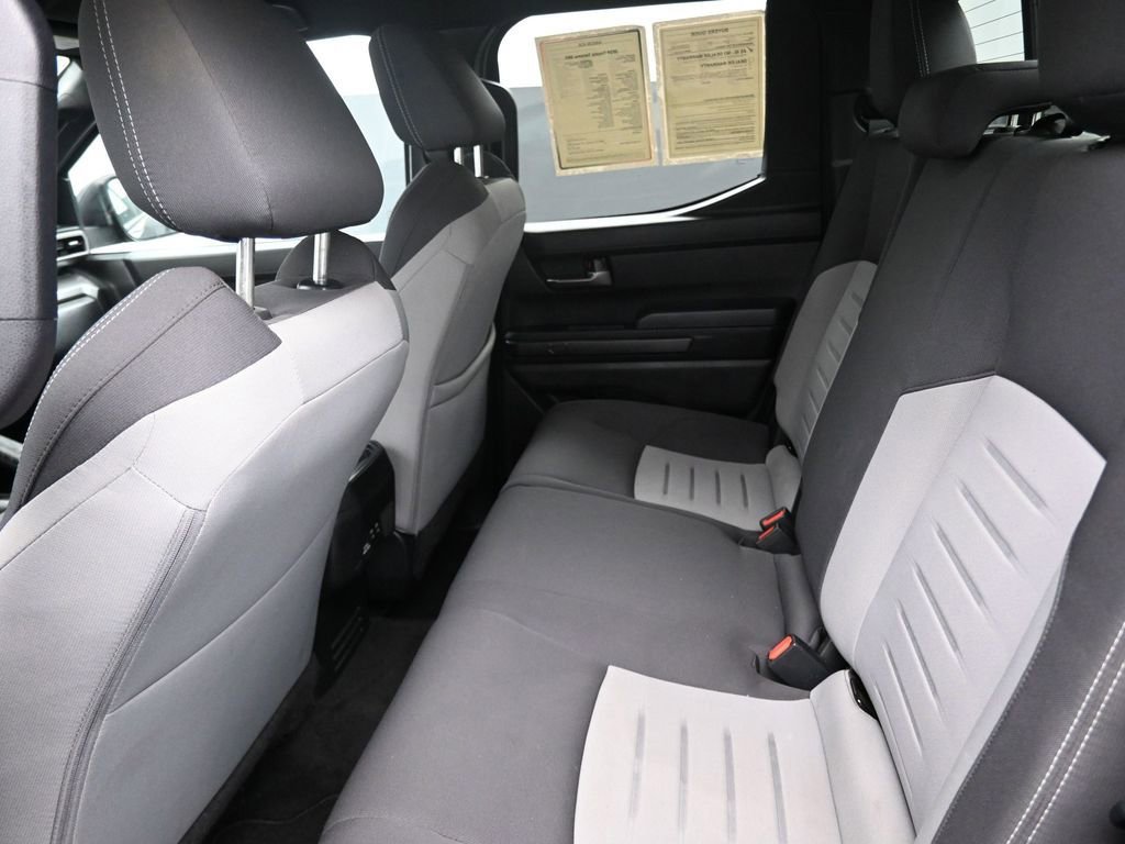 Used 2024 Toyota Tacoma TRD Sport w/ TRD Sport Upgrade Package image 9