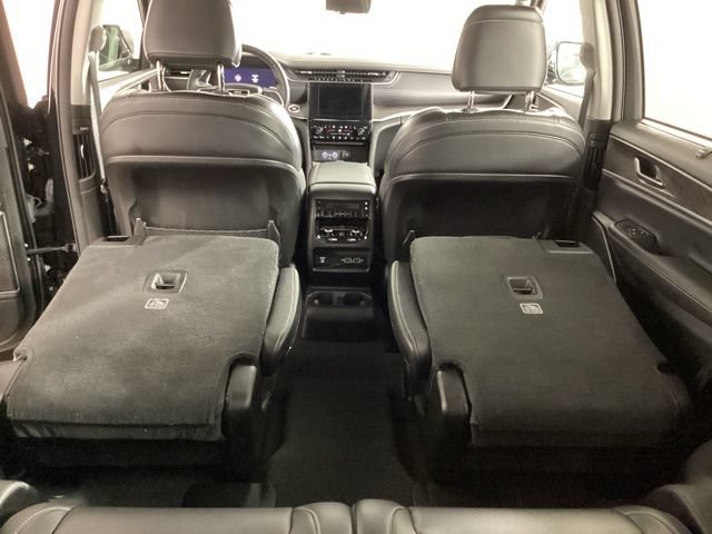 Used 2022 Jeep Grand Cherokee L Limited w/ Luxury Tech Group II AWD/4WD image 29