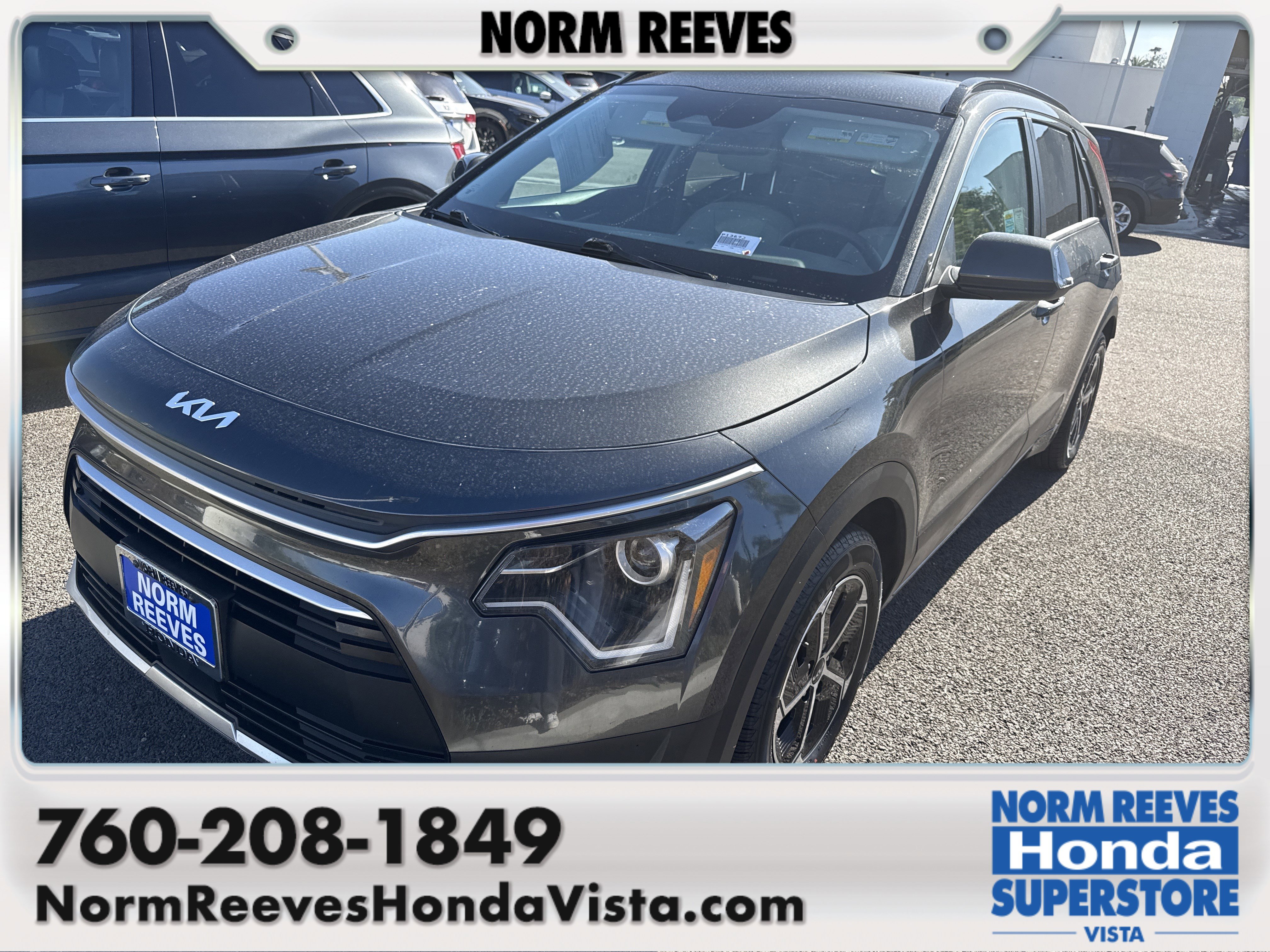 Used 2023 Kia Niro EX image 1