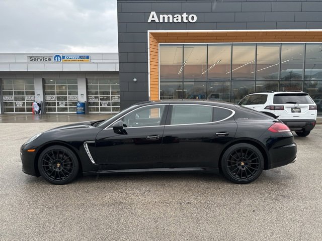 Used 2015 Porsche Panamera 4S Executive image 9