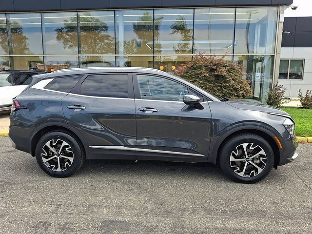 Certified 2025 Kia Sportage EX AWD/4WD image 7