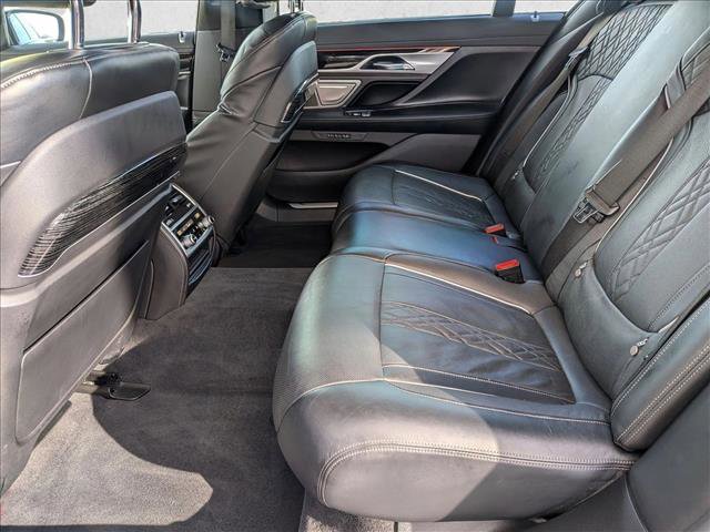 Used 2022 BMW 740i xDrive w/ M Sport Package image 18