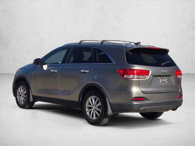 Used 2016 Kia Sorento LX w/ LX Convenience Package image 7