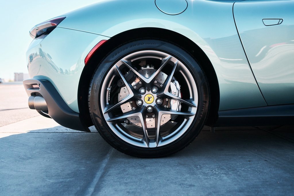 Used 2022 Ferrari Roma image 24