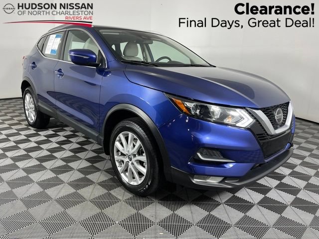 Used 2022 Nissan Rogue Sport SV FWD image 1