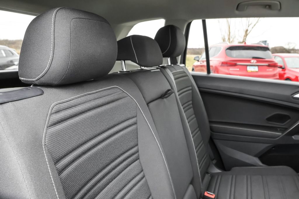Used 2022 Volkswagen Tiguan S image 34