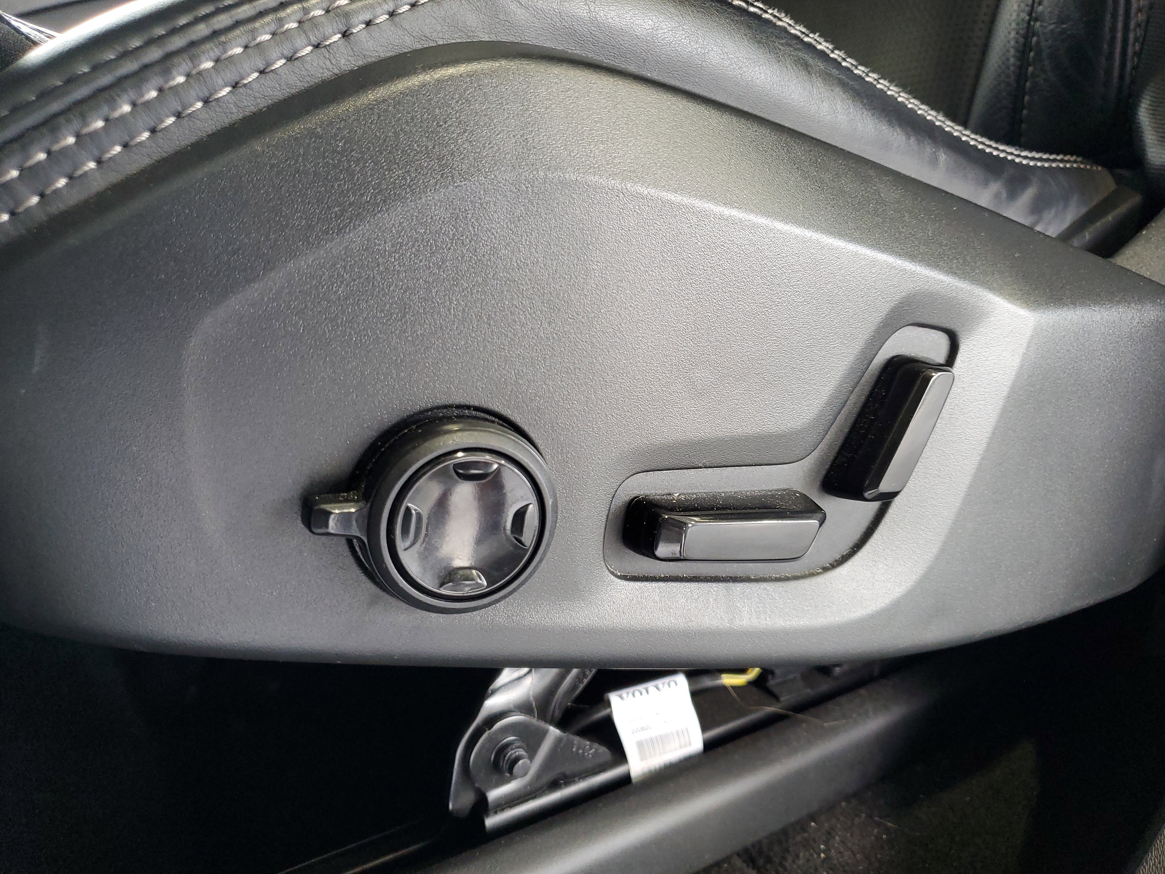 Used 2021 Volvo XC90 T6 Inscription w/ Protection Package AWD/4WD image 19