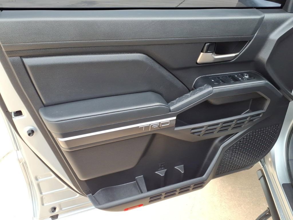 Used 2024 Toyota Tacoma TRD Sport image 12