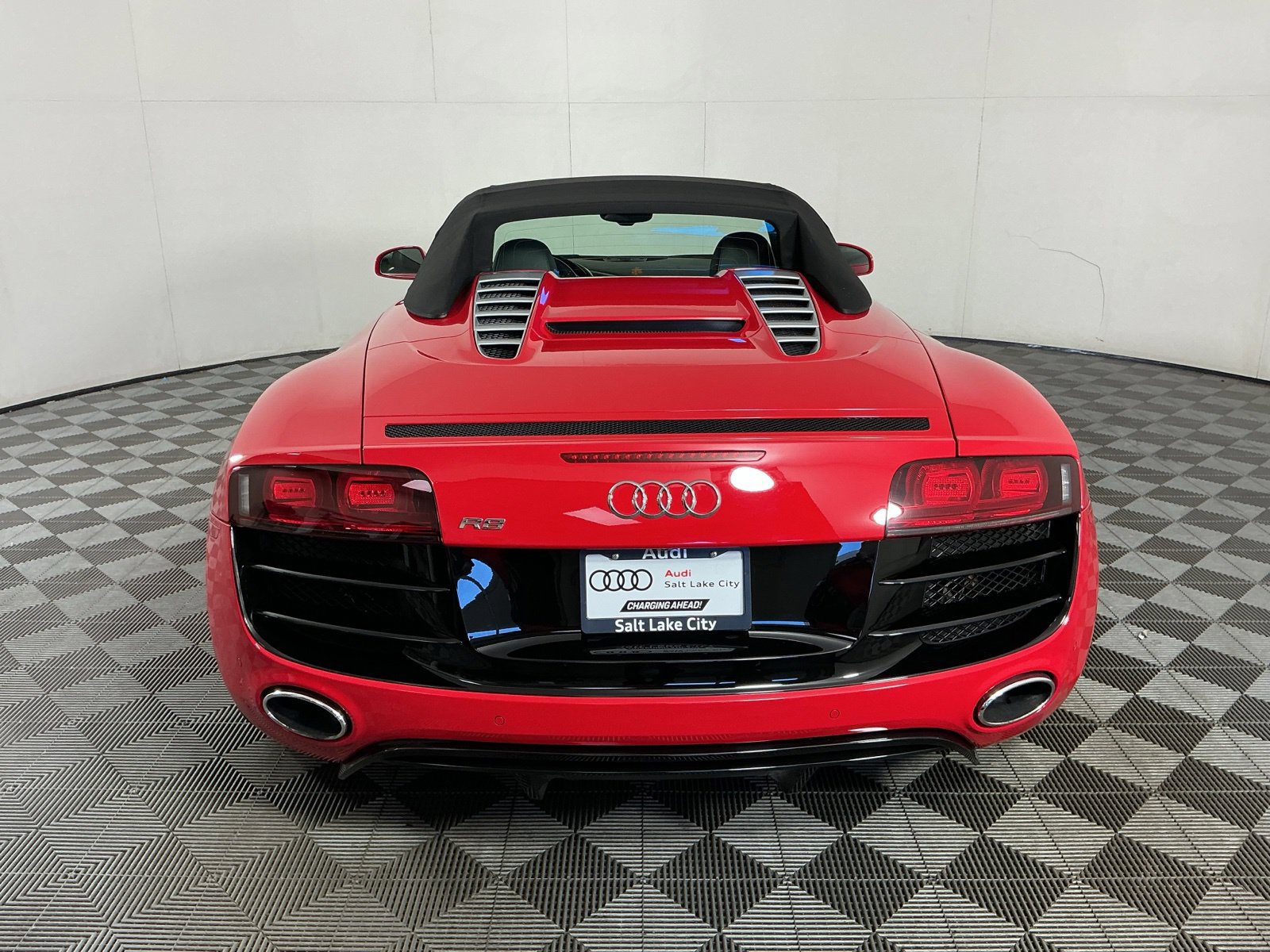 Used 2012 Audi R8 V10 AWD/4WD image 7