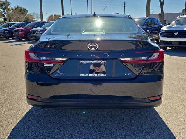 Used 2025 Toyota Camry LE image 7