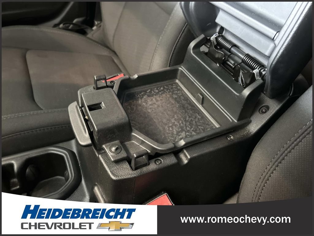 Used 2023 Jeep Wrangler Sport AWD/4WD image 29