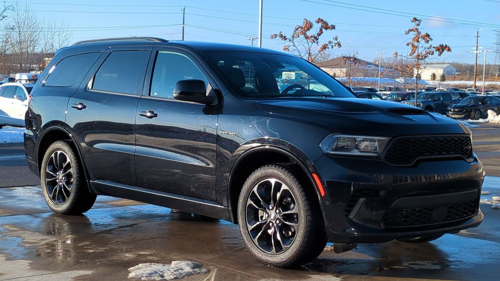 Used 2023 Dodge Durango R/T w/ Hemi Orange Plus Package image 10