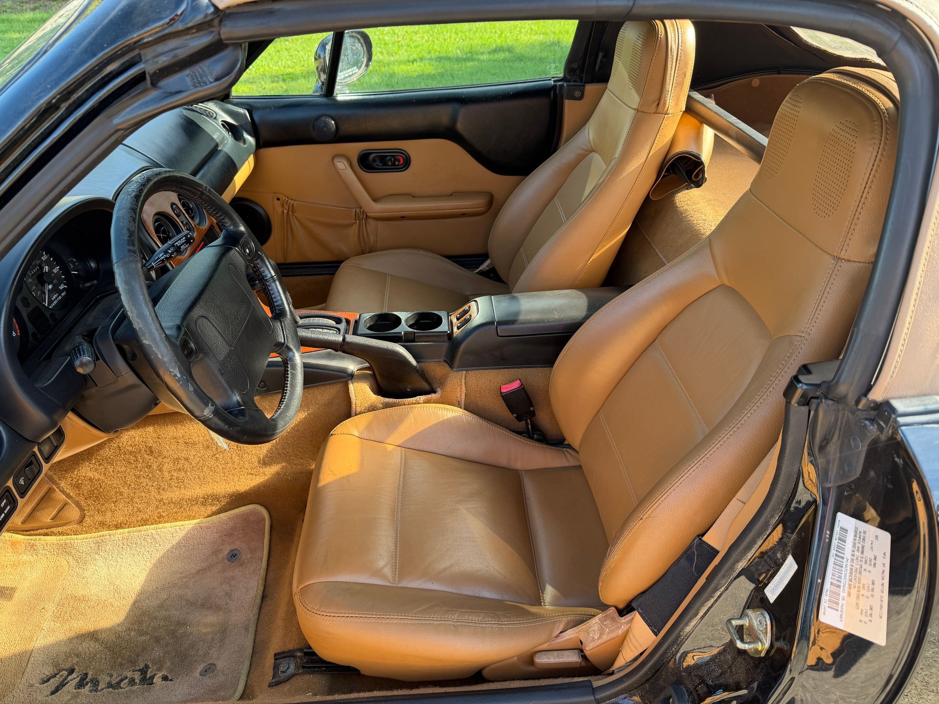 Used 1997 MAZDA MX-5 Miata RWD image 28