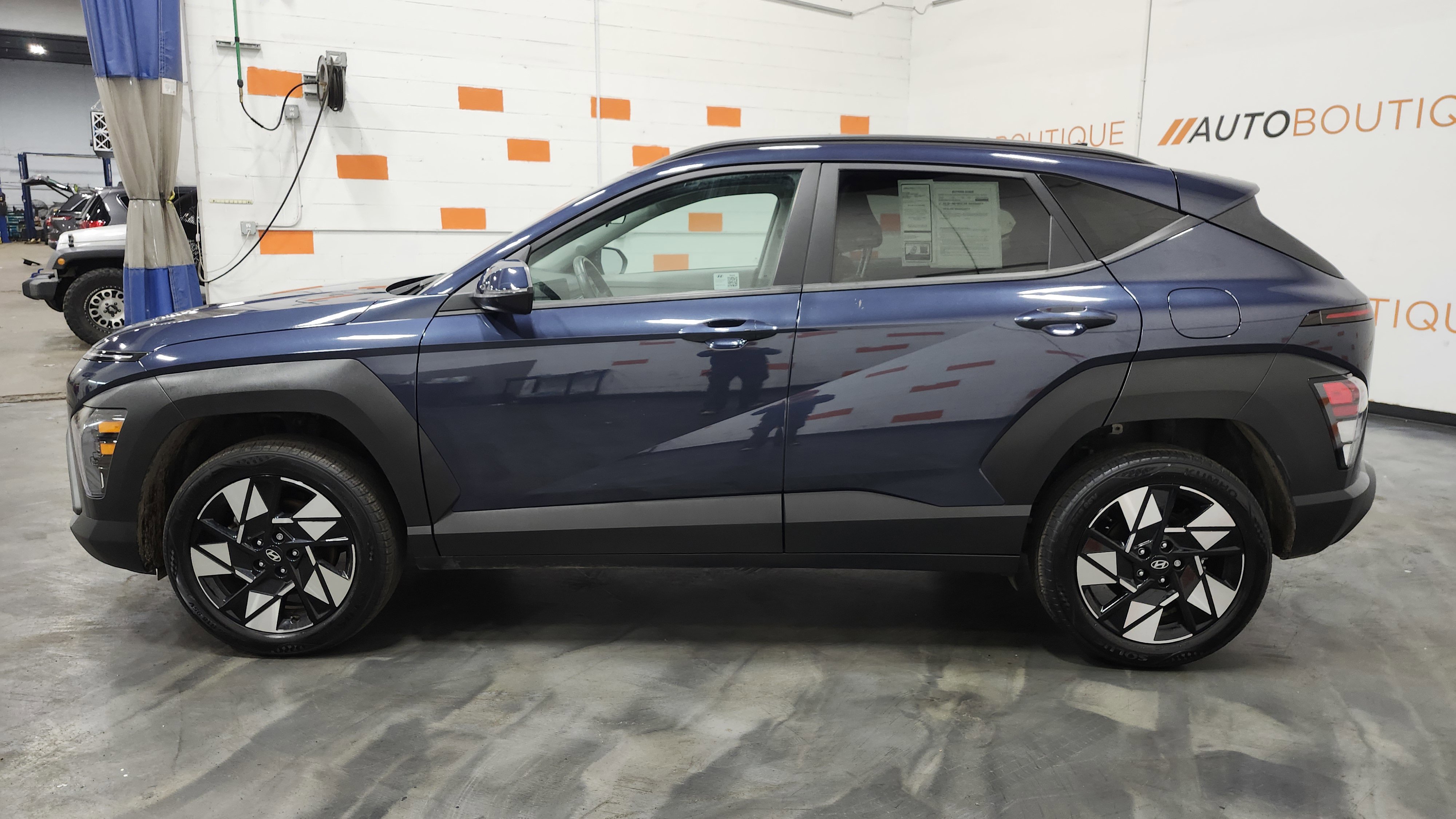 Used 2024 Hyundai Kona SEL image 13