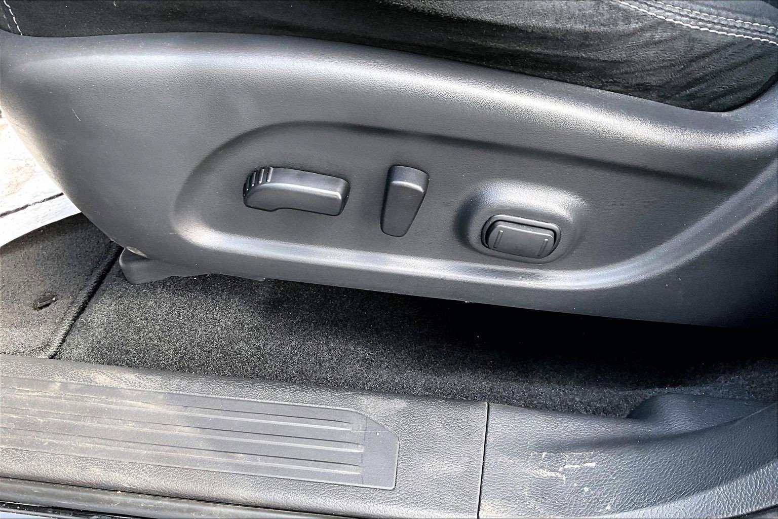 Used 2019 Nissan Murano SV FWD image 37