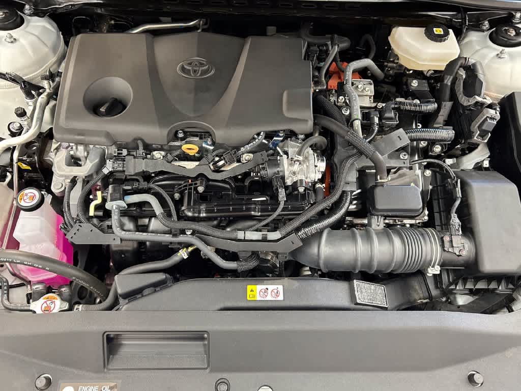 Used 2025 Toyota Camry LE w/ Convenience Package FWD image 9