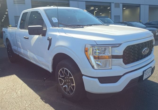 Used 2022 Ford F150 XL w/ STX Appearance Package RWD image 4
