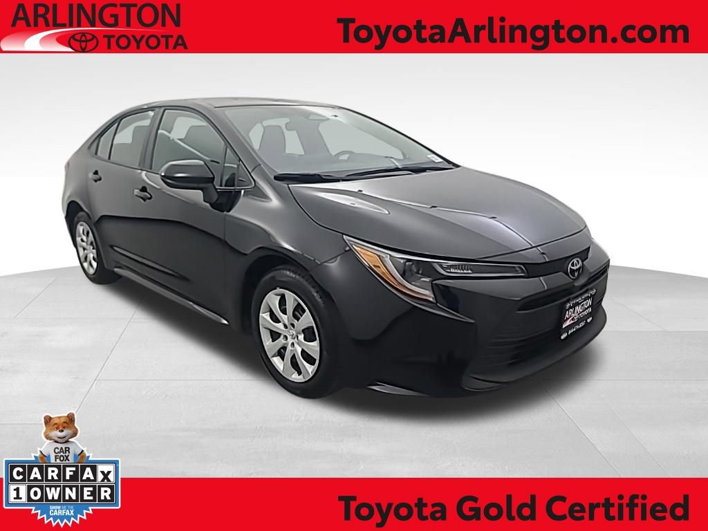 Used 2025 Toyota Corolla LE image 1