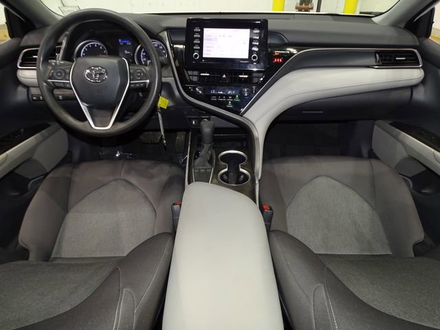 Used 2023 Toyota Camry LE image 28