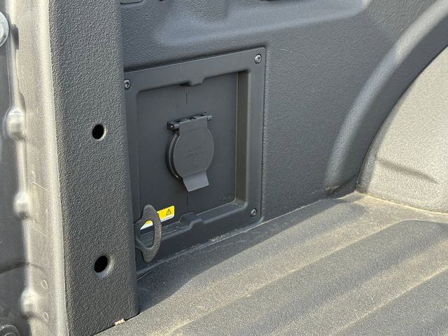 Used 2022 Ford F150 XLT w/ Equipment Group 302A High image 17