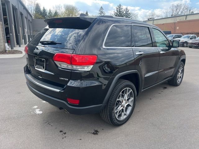 Used 2017 Jeep Grand Cherokee Limited w/ Luxury Group II image 5