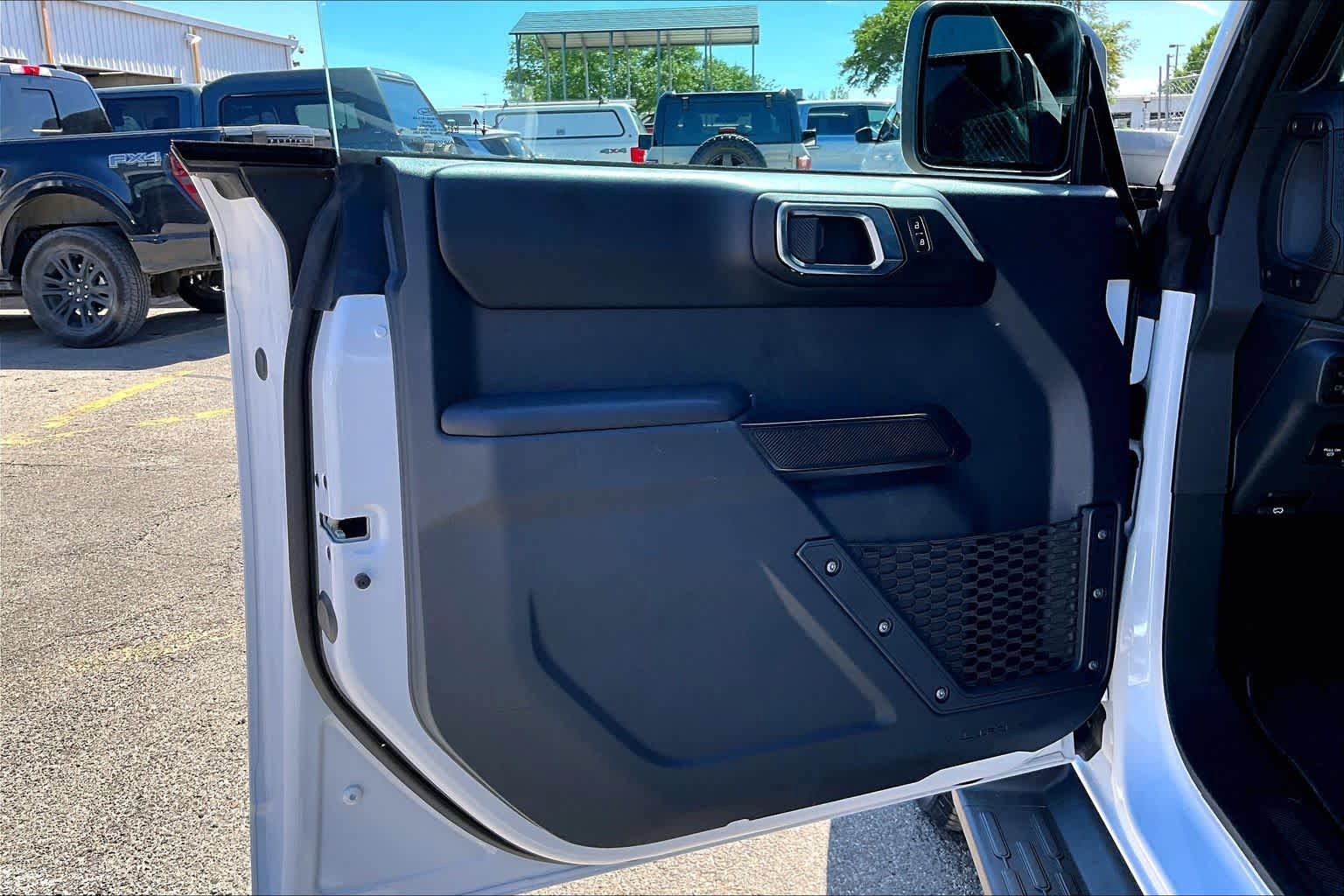 Certified 2025 Ford Bronco Outer Banks image 22