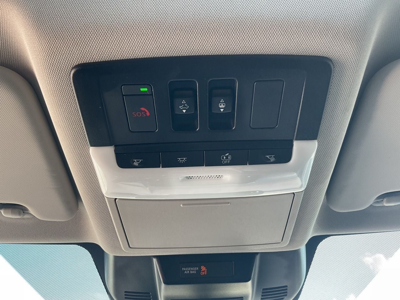 Used 2023 Nissan Rogue Platinum w/ Platinum Premium Package FWD image 21