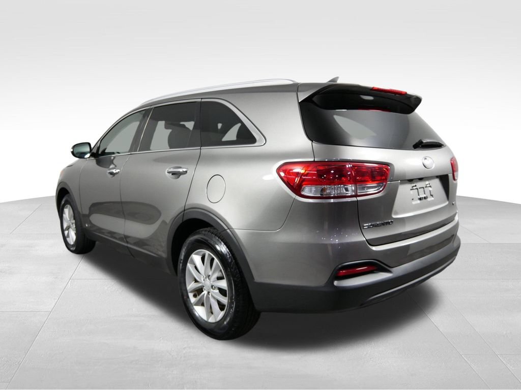 Used 2018 Kia Sorento AWD image 8