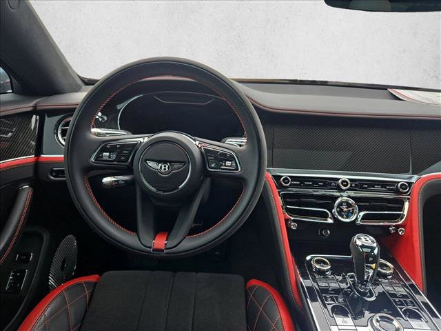 Used 2024 Bentley Flying Spur W12 image 19