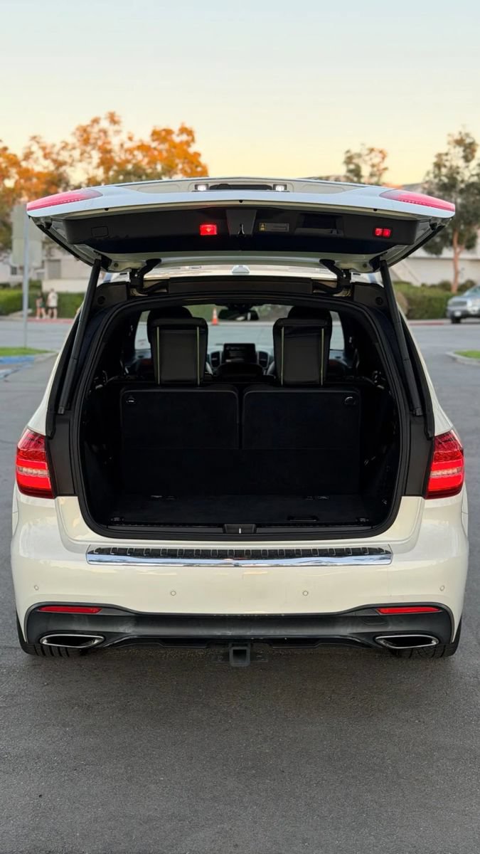 Used 2017 Mercedes-Benz GLS 550 4MATIC image 11