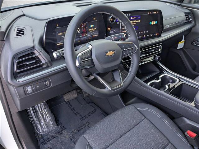 New 2026 Chevrolet Traverse LT w/ Driver Confidence Package image 3