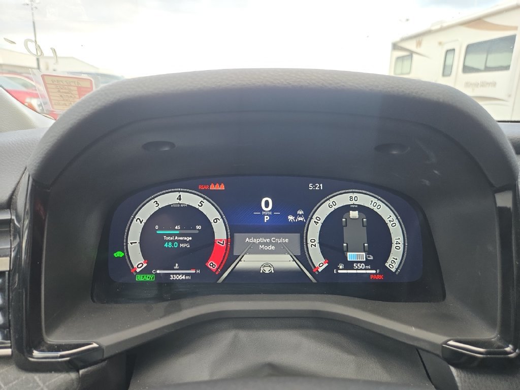 Used 2025 Toyota Camry XLE FWD image 19