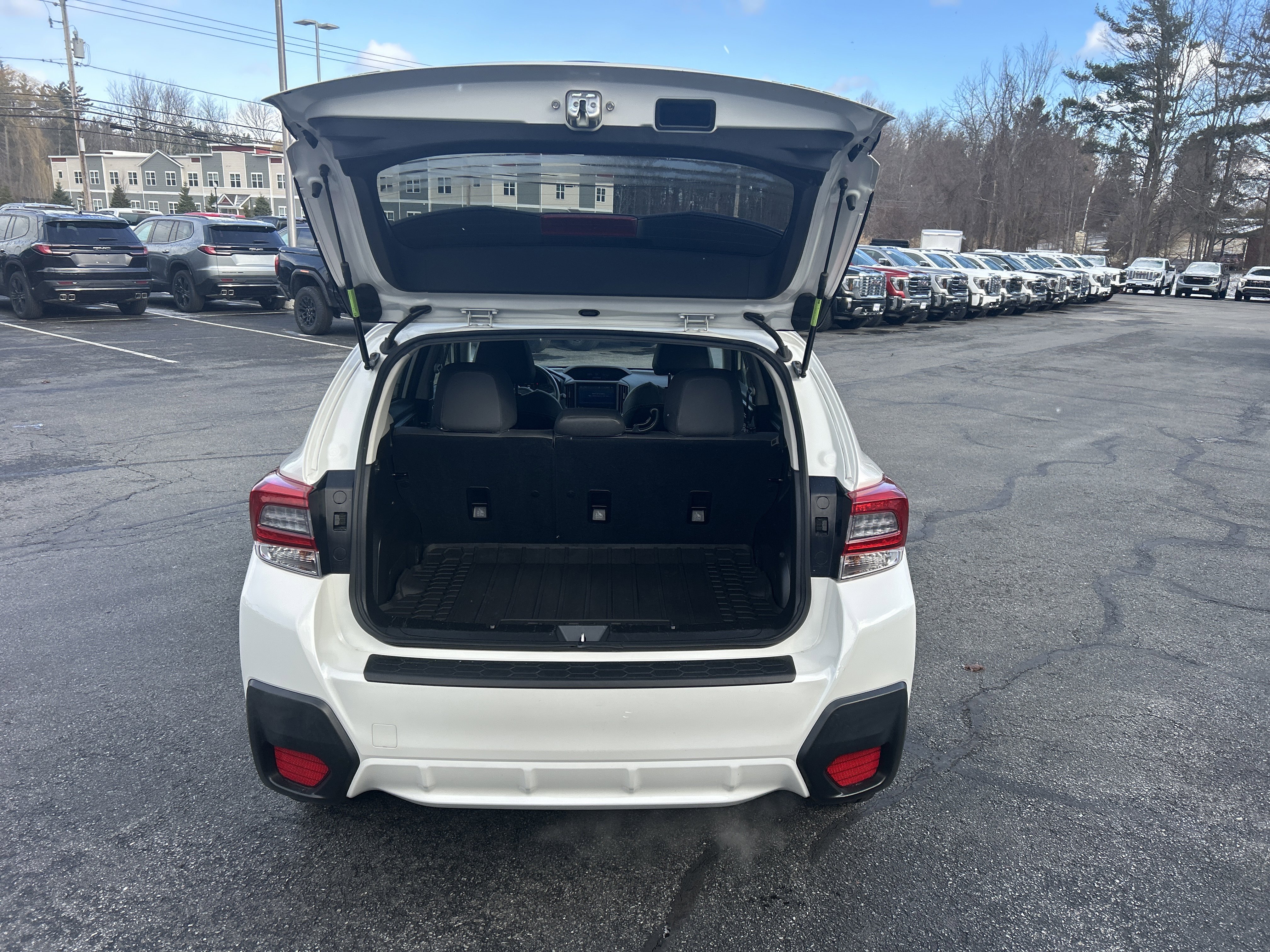 Used 2022 Subaru Crosstrek 2.5i Sport w/ Moonroof Package image 9