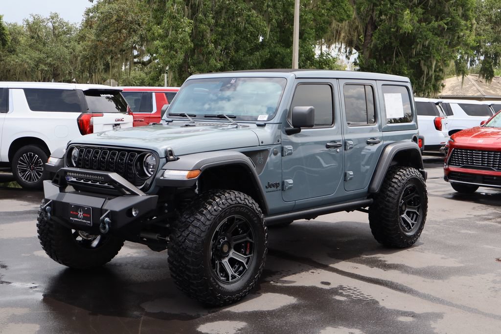 Used 2024 Jeep Wrangler Unlimited Sport AWD/4WD image 5